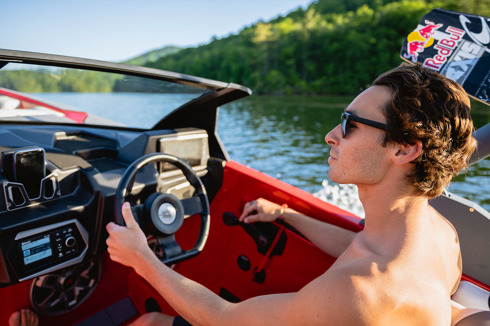 Axis A20 20Foot Wakesurfing Boat Make Waves Of Any Size